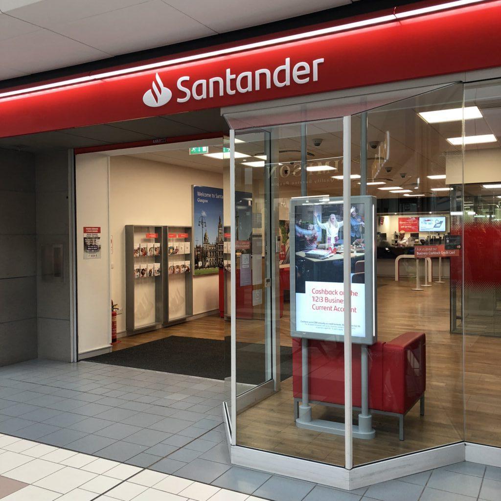 Santander The Avenue Shopping Centre Newton Mearns